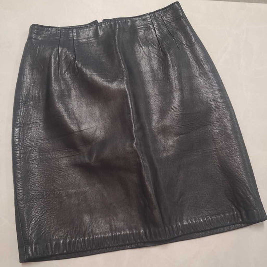 VINTAGE BLACK LEATHER SKIRT