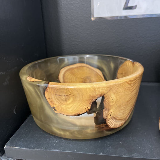 MULBERRY BOWL WITH GOLD RESIN