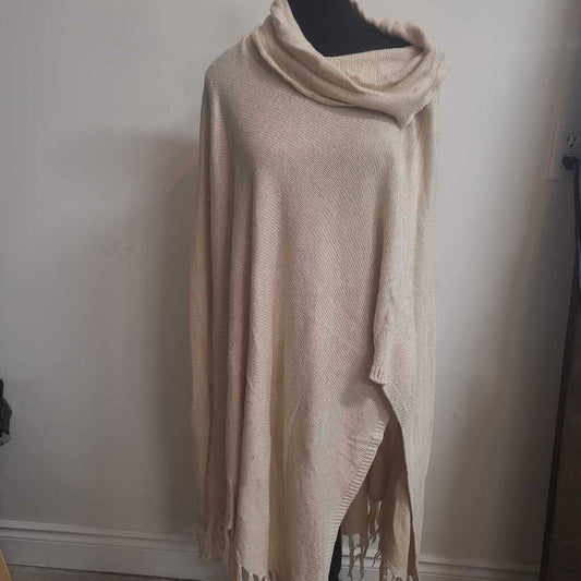 FOREVER 21+ - BEIGE KNIT PONCHO W/ TASSELS