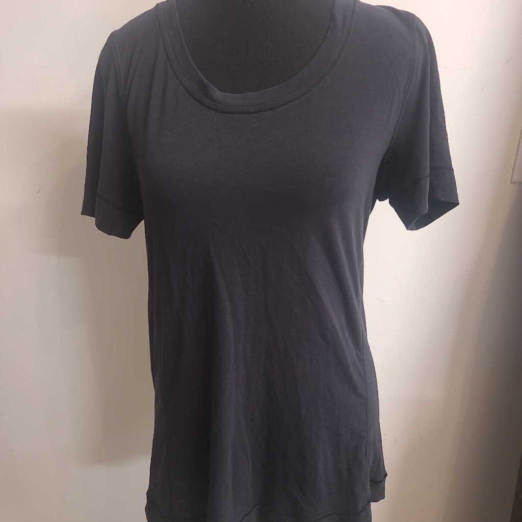 LULULEMON - BLACK S/S SHIRT