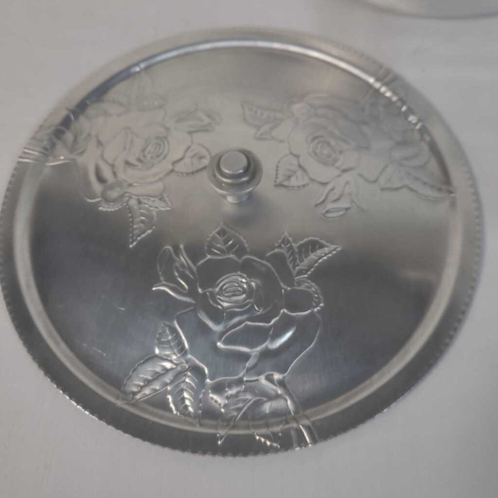 VTG FORGED ALUMINUM CASSEROLE SERVER W/ROSES