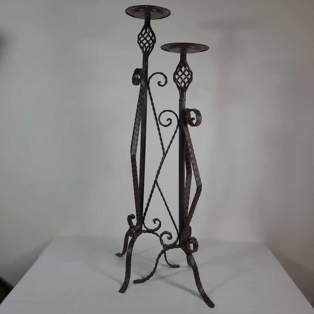 PR METAL CANDLE HOLDER