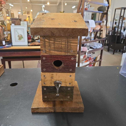 NEWLY MADE STRIPE W/HOOK BIRDHOUSE