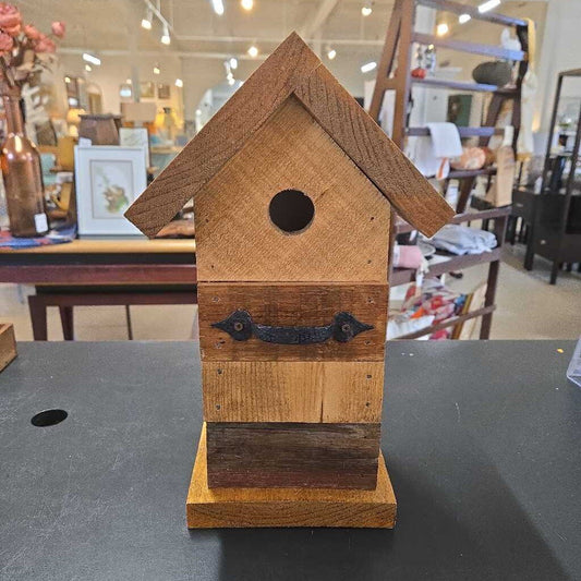 NEWLY MADE STRIPE BIRDHOUSE W/PULL