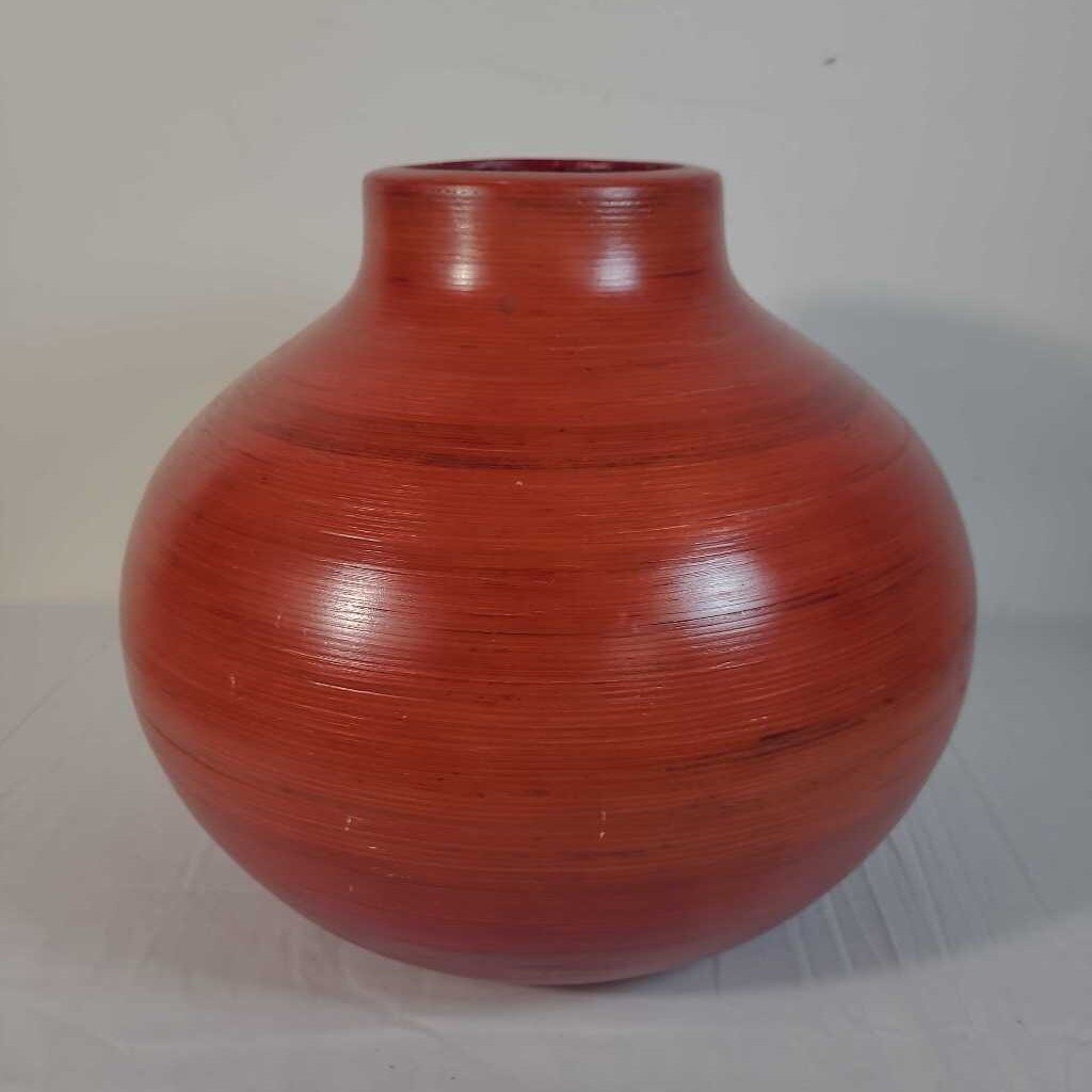 ROUND ORANGE VASE