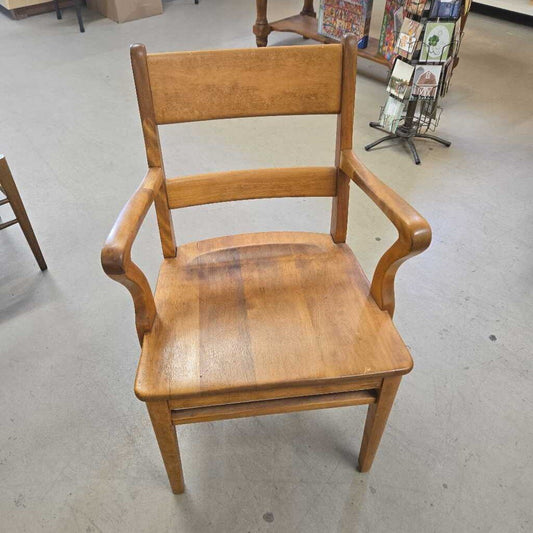 NATURAL ACCENT CHAIR W/ARMS