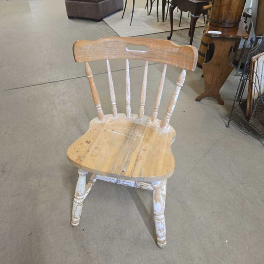 DISTRESSED WOODEN CHAIR