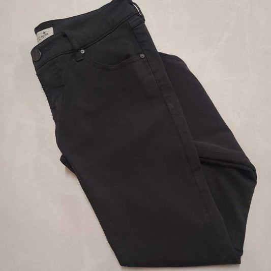 BLACK SLIM BOOT CUT STRETCHY JEAN