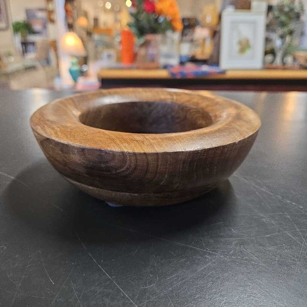 MANGO WOOD CANDLE HOLDER