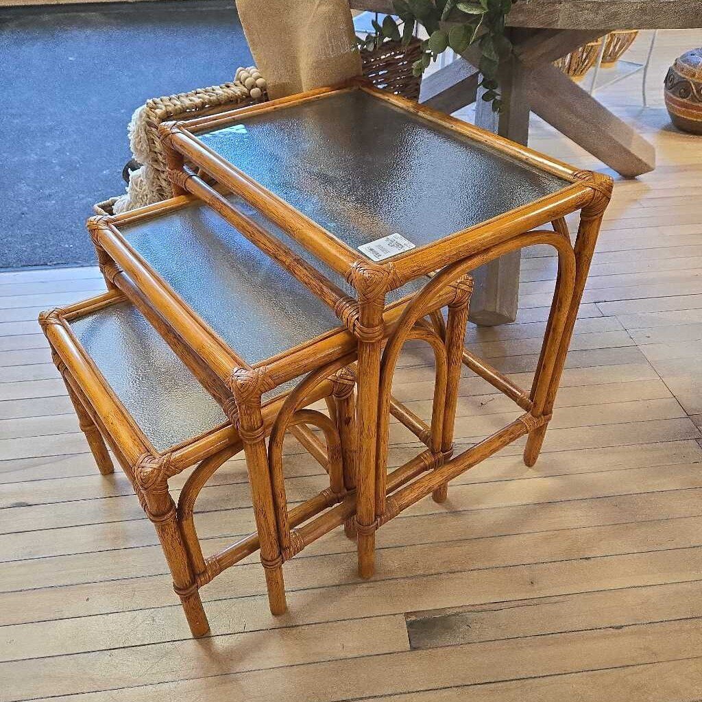 VTG BAMBOO NESTING TABLES