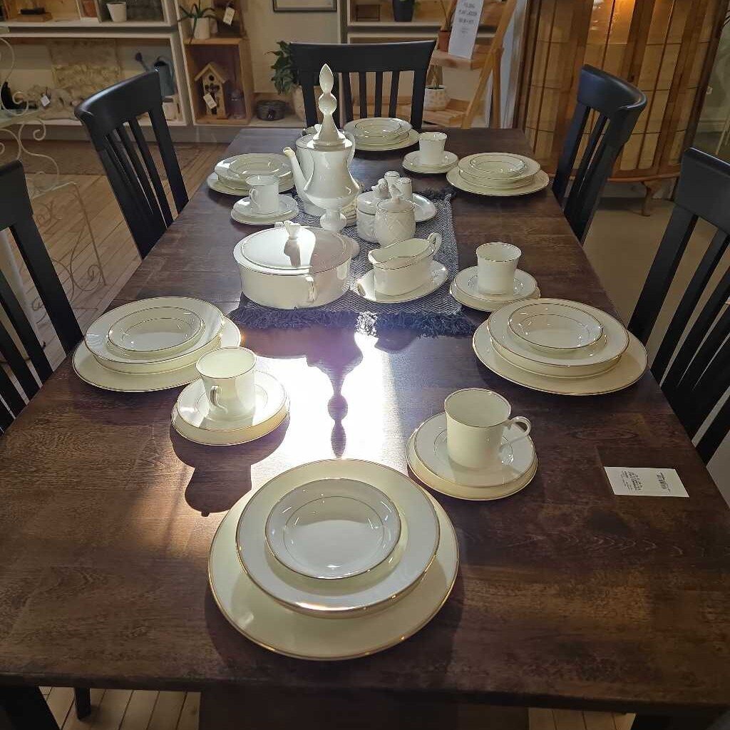 47pc MIKASA CHINA~CENTURY GOLD
