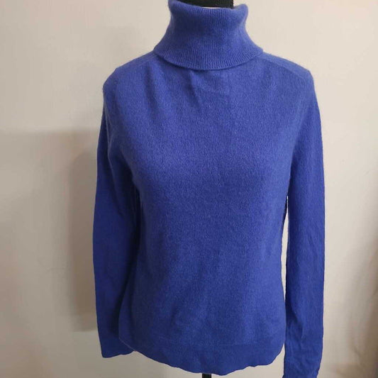 TAHARI - BLUE CASHMERE TURTLENECK