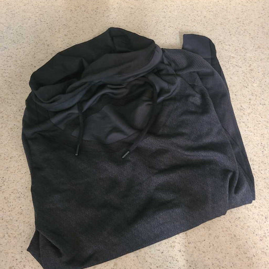 MENS FITTED ATHLETIC TOP