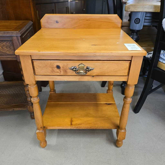 PINE END TABLE W/ DRAWER