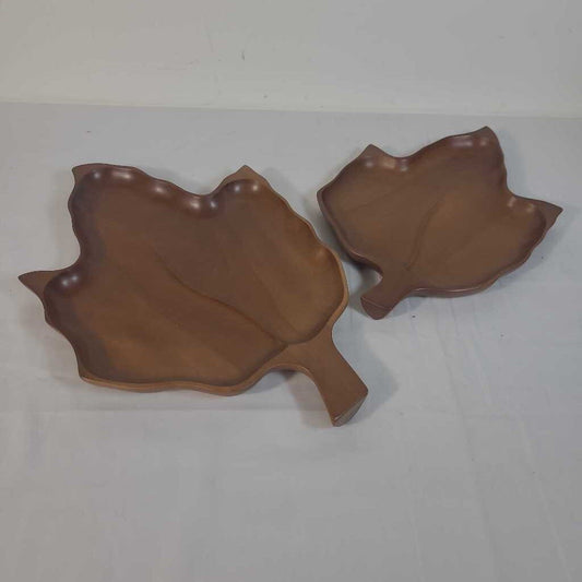 PR WOOD LEAF SERVING TRAYS