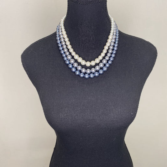 MULTI-STRAND PEARL NECKLACE