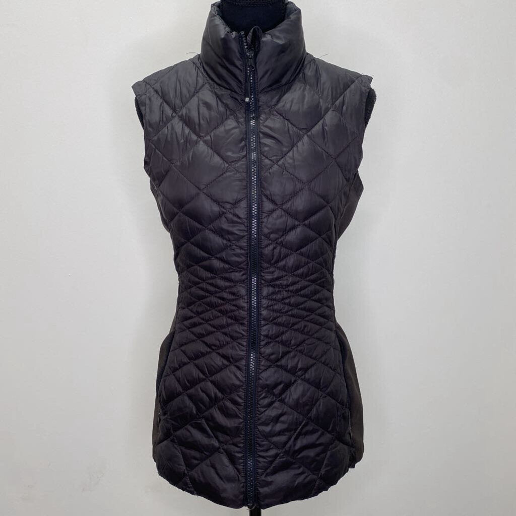 MOUNTAIN WAREHOUSE - BLACK PUFFER VEST