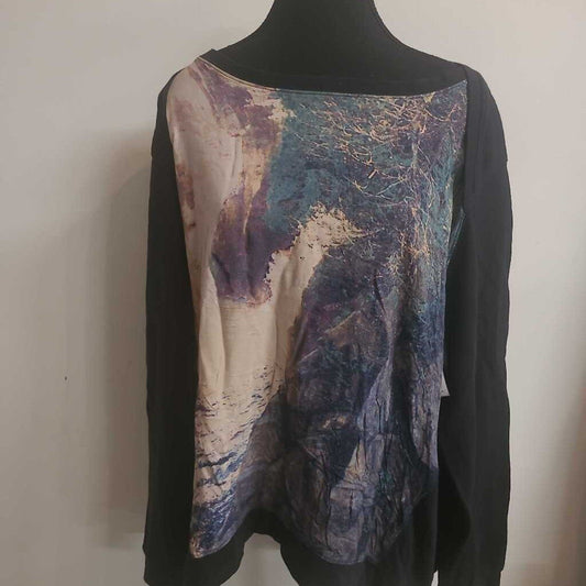 SCREEN PRINT PULLOVER