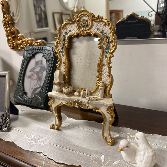 Vintage Frame Beauty Dresser