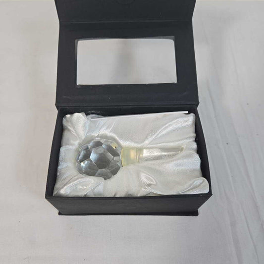 CRYSTAL BOTTLE STOPPER IN BOX