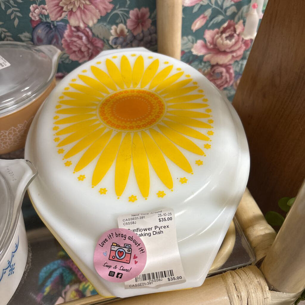 Sunflower Pyrex Baking Dish