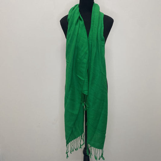 GREEN SCARF W/ TASSELS