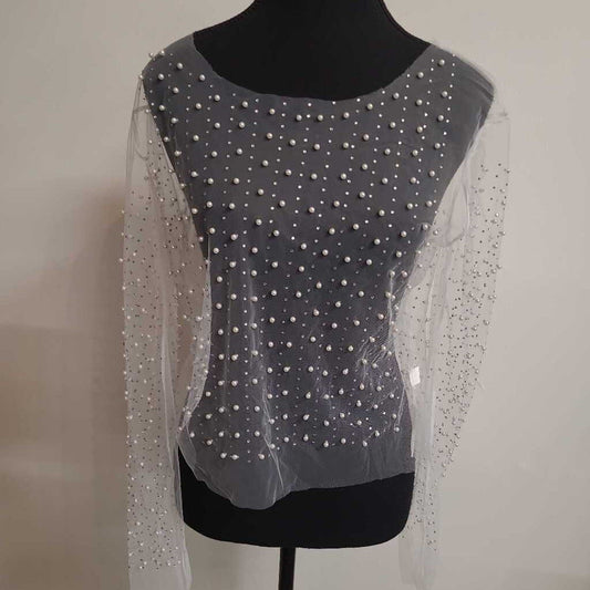 WHITE NET TOP WITH PEARLS