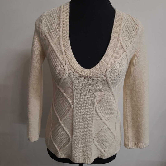 CREAM LAMBSWOOL SWEATER