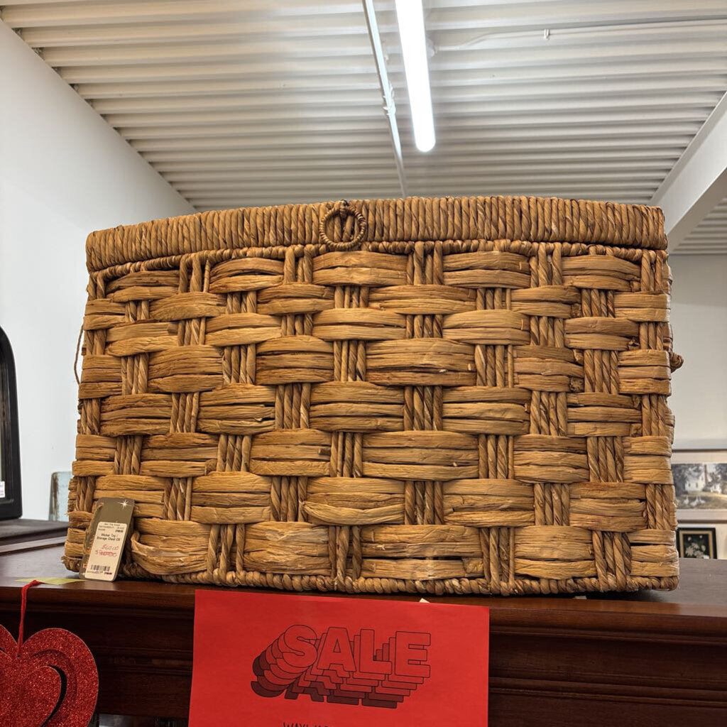 Wicker Toy / Storage Chest