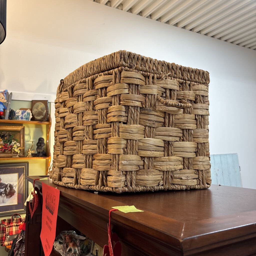 Wicker Toy / Storage Chest