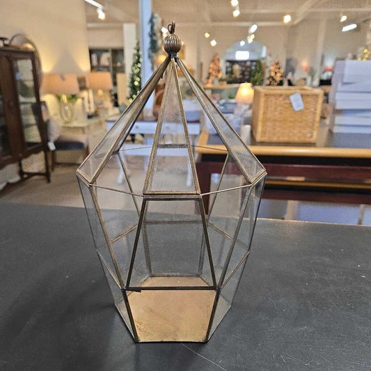 GOLD TERRARIUM