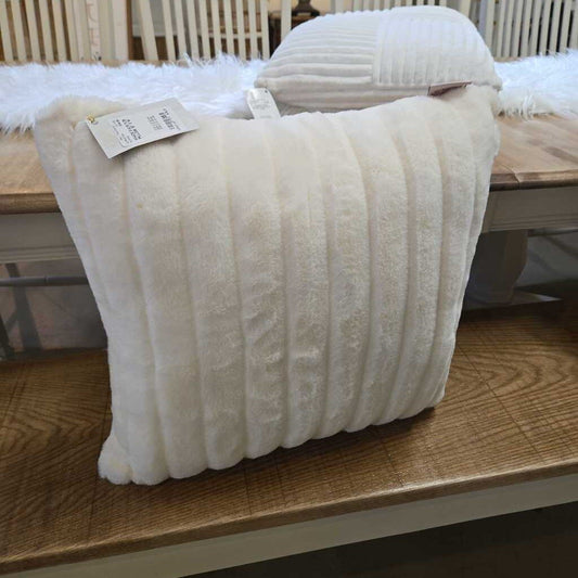 WHITE FAUX FUR PILLOW