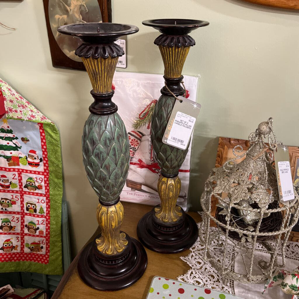 SET OF 2 PINEAPPLE PILLAR CANDLE HOLDERS