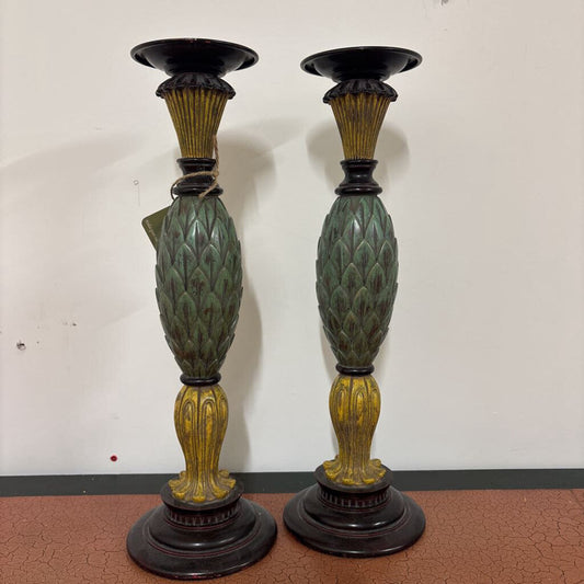 SET OF 2 PINEAPPLE PILLAR CANDLE HOLDERS