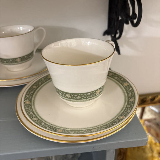 Vintage Royal Doulton Serving 4. TRIO Cup~Saucer~Plate