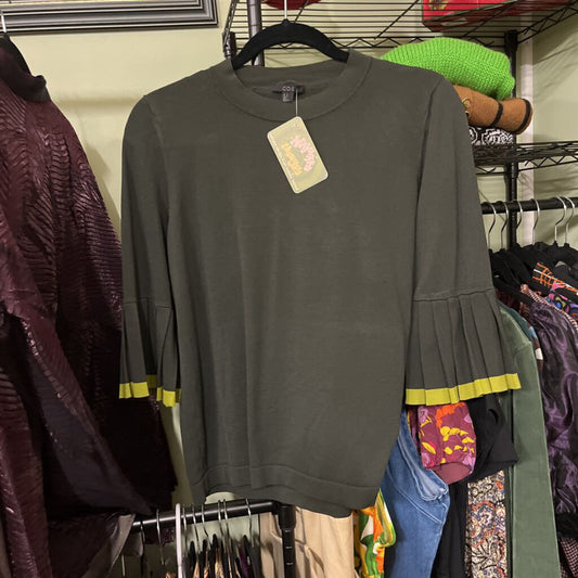 COS - GREEN TOP 3/4 PLEATED SLEEVES