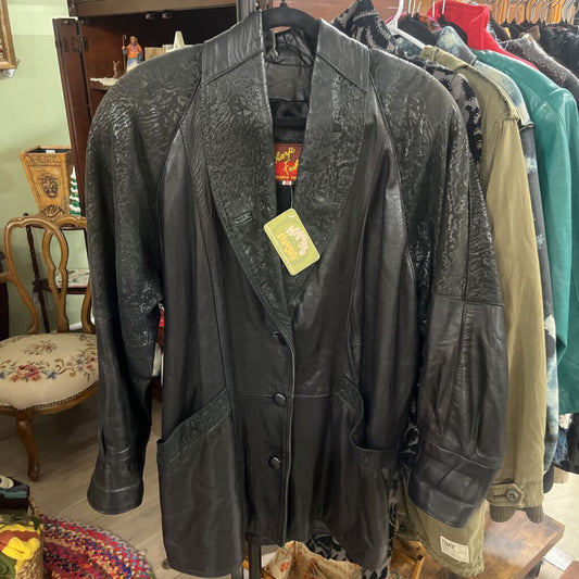 VINTAGE SHARP FASHIONS LEATHER JACKET