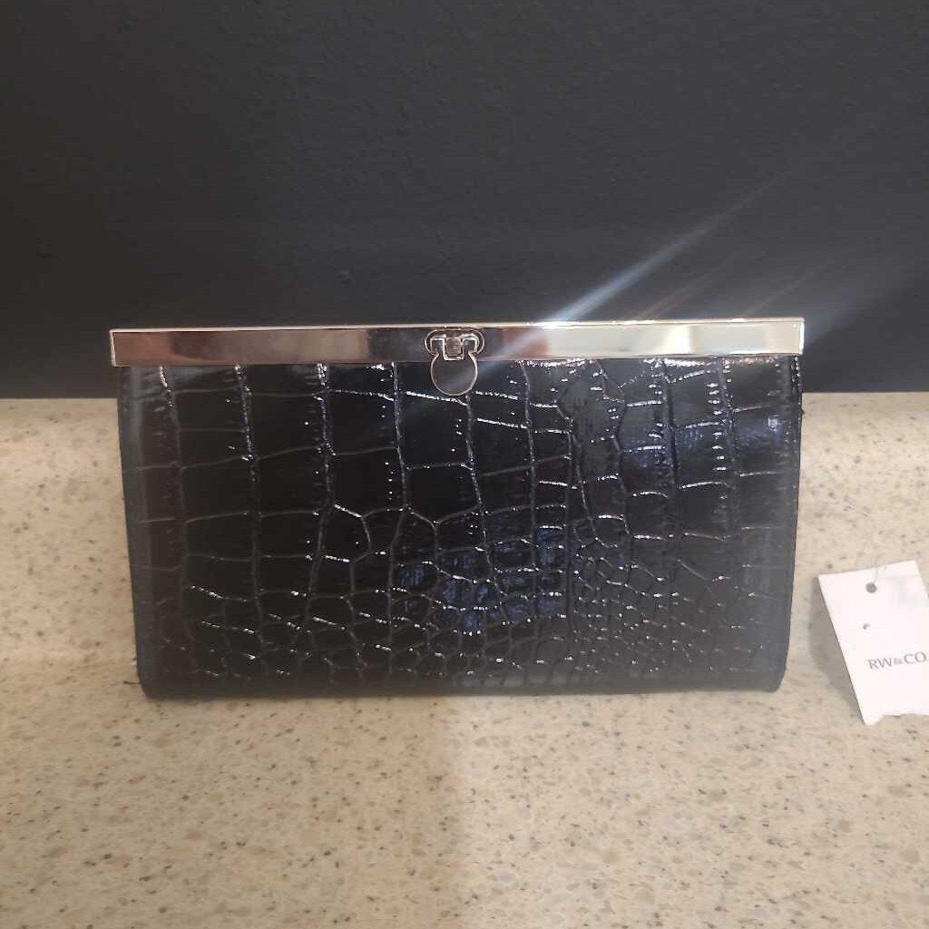 BLACK CLUTCH WALLET