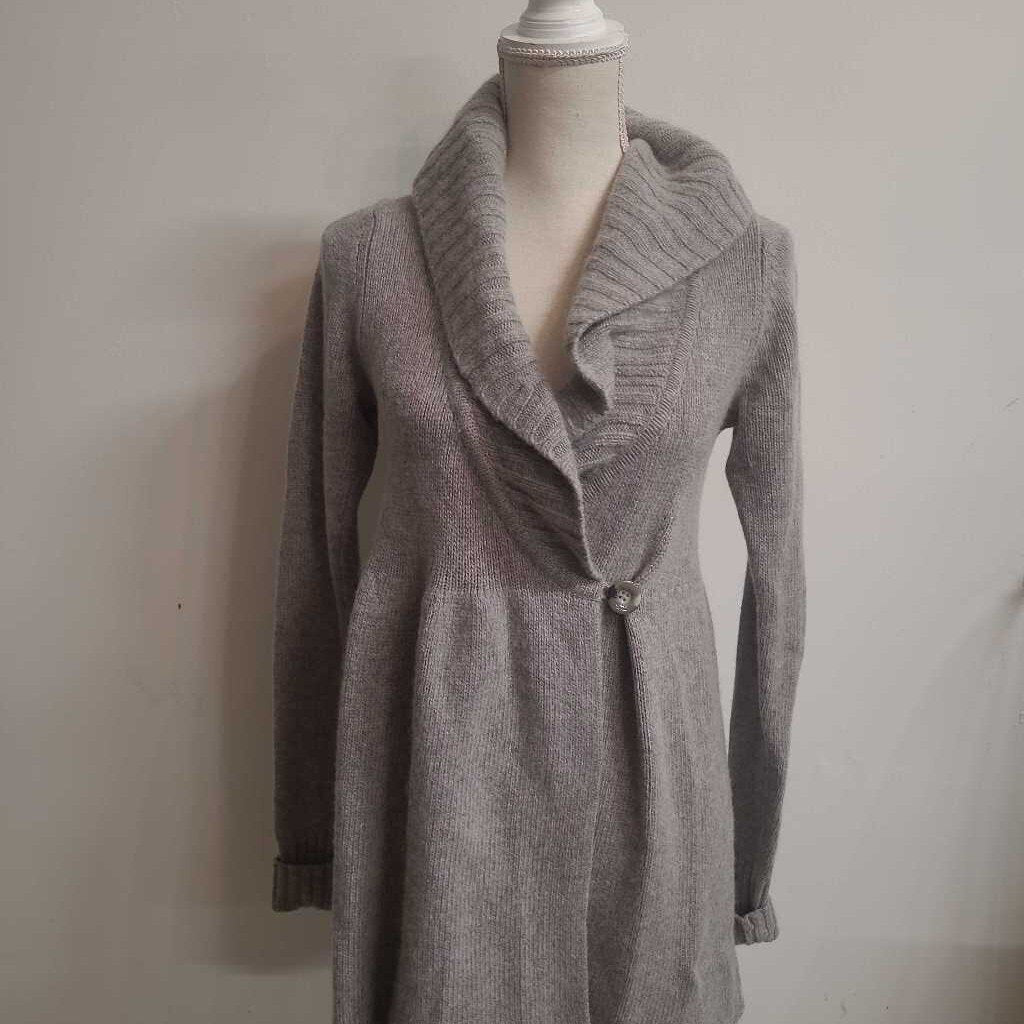 GREY CARDI WITH RUFFLES