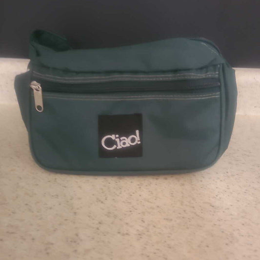 GREEN FANNY PACK