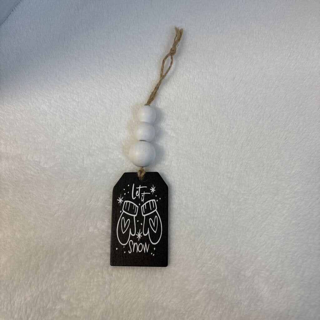 Let It Snow chalkboard x mas tag