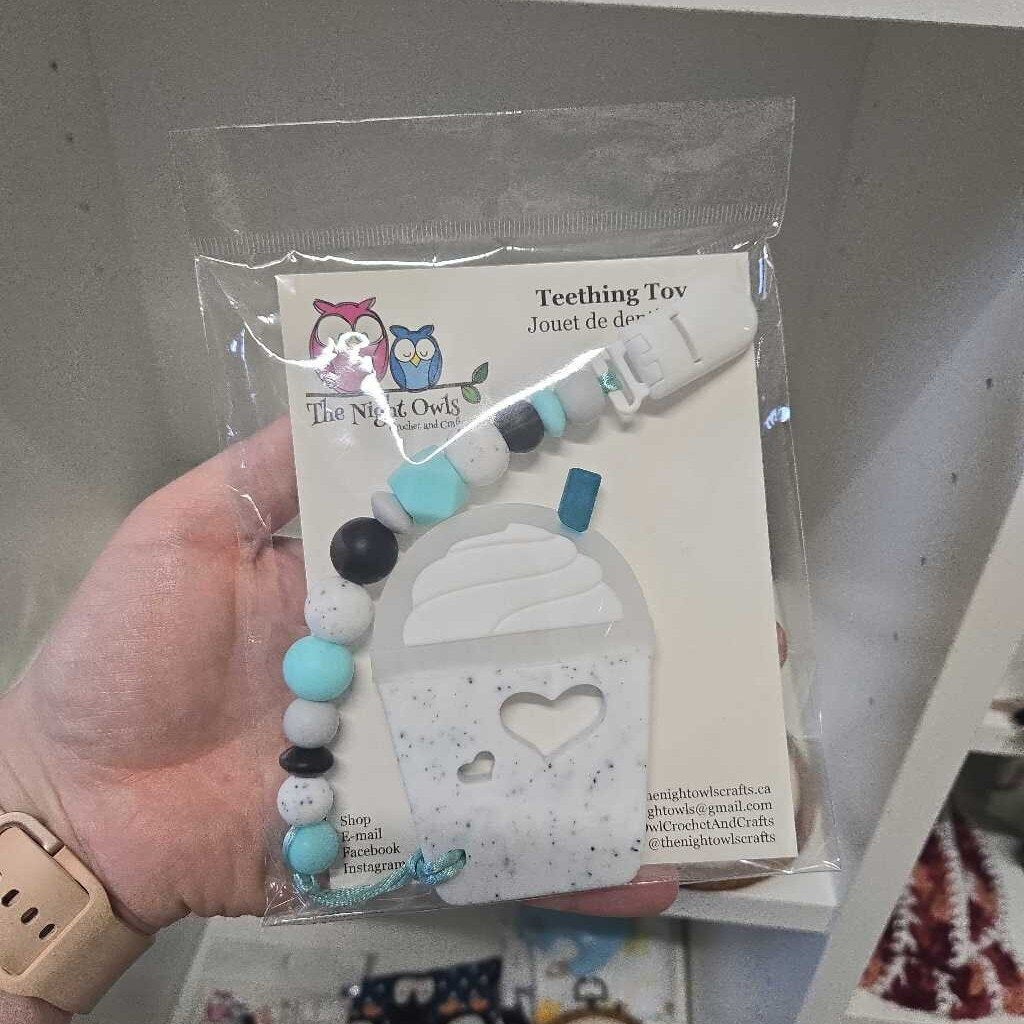 Teether & Clip - Cookie and Cream