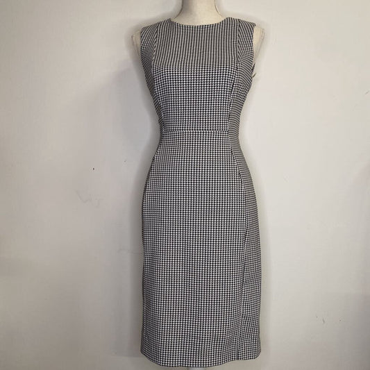 CALVIN KLEIN - B/W HOUNDSTOOTH MIDI DRESS