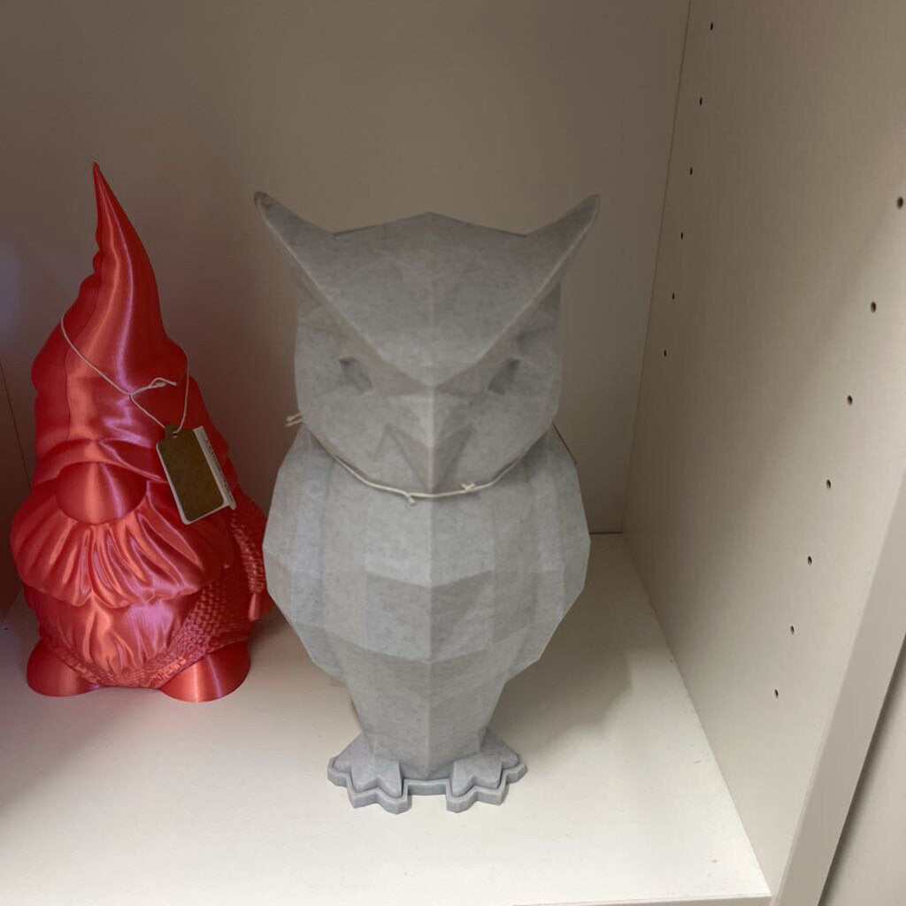 Owl Statue light ( use teacandle)