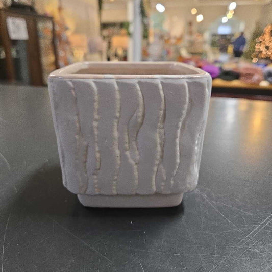 TEXTURED POT - TAUPE