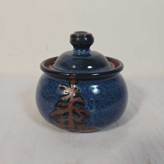 BLUE POTTERY JAR W/LID