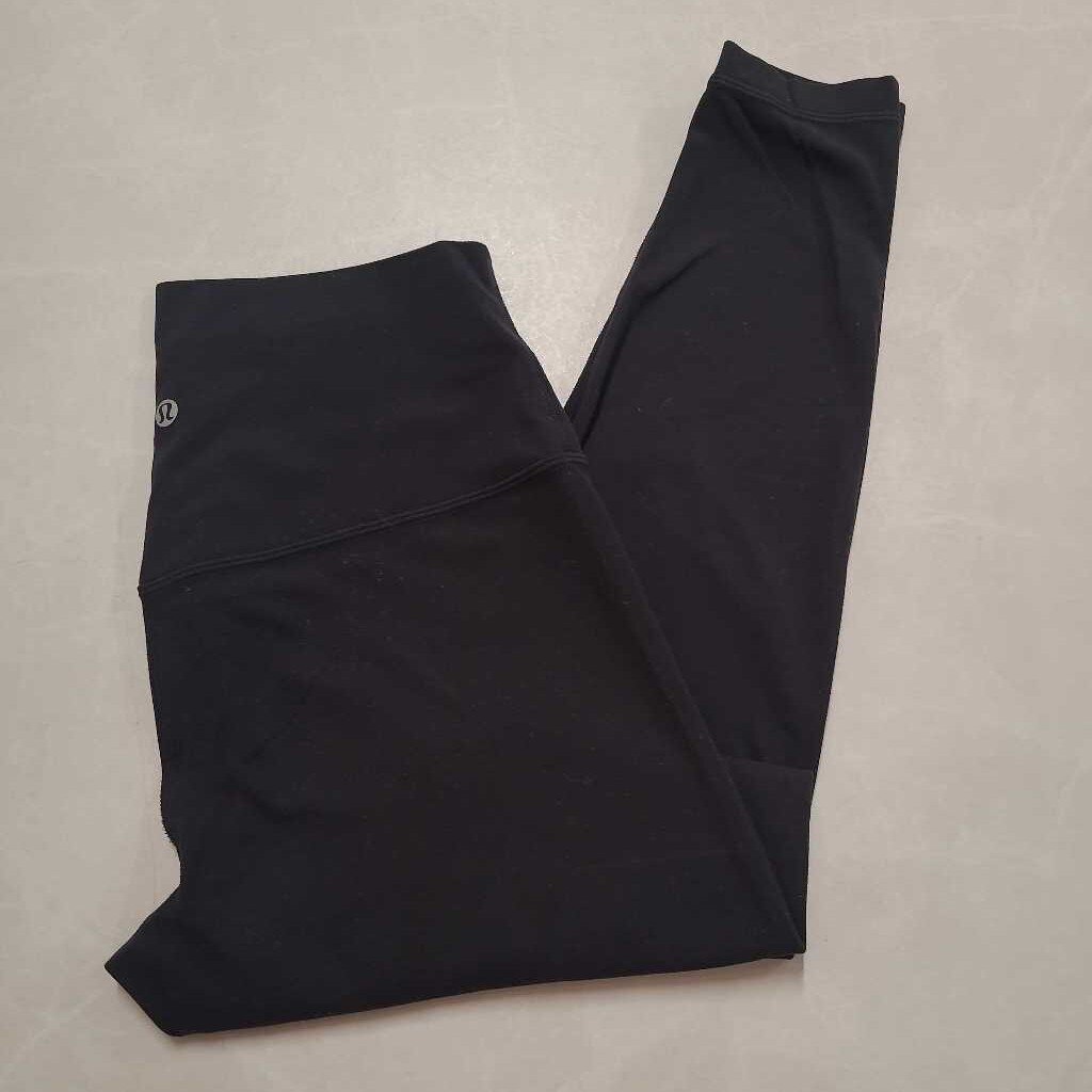 BLACK LULULEMON LEGGINGS