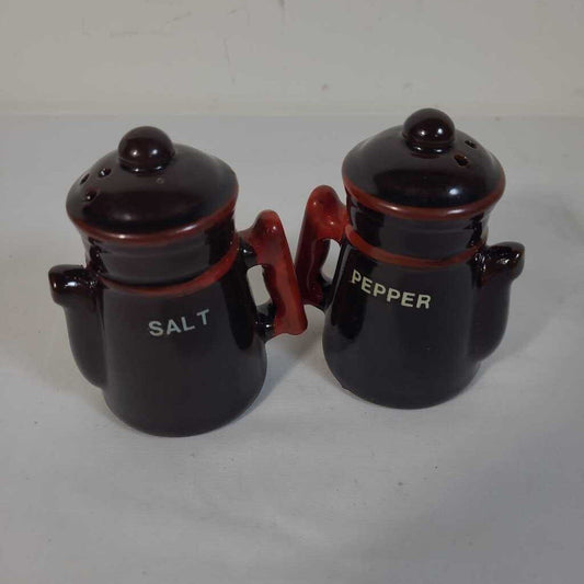 BLACK KETTLE S&P SHAKERS