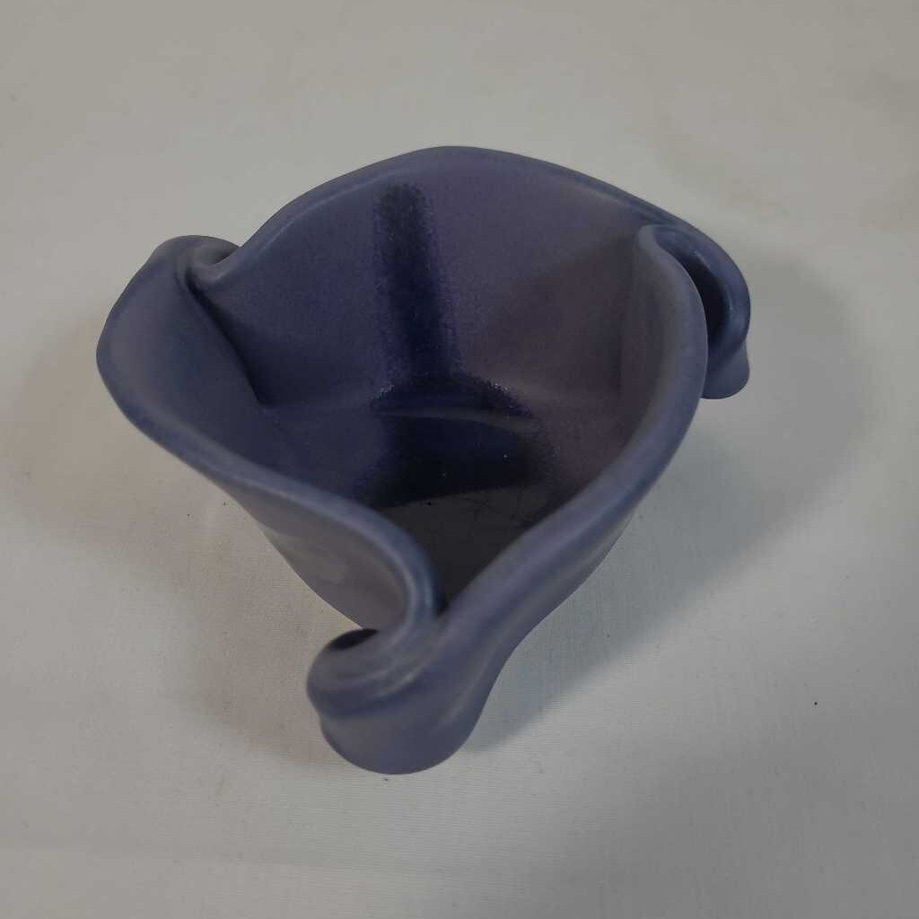 SM HILBORN POTTERY BOWL