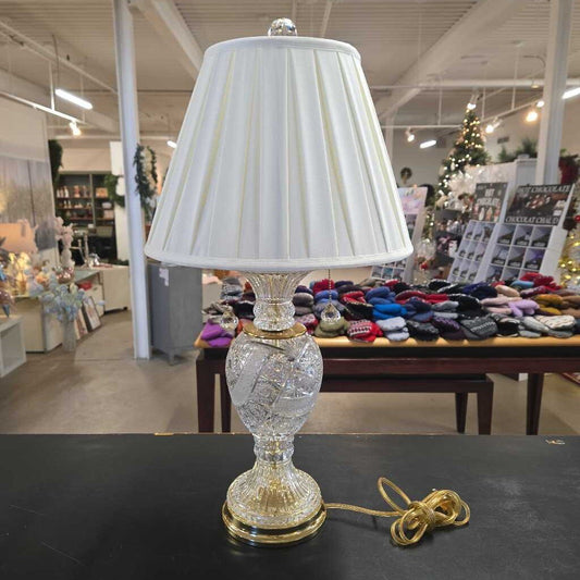 CUT CRYSTAL DOUBLE SOCKET TABLE LAMP